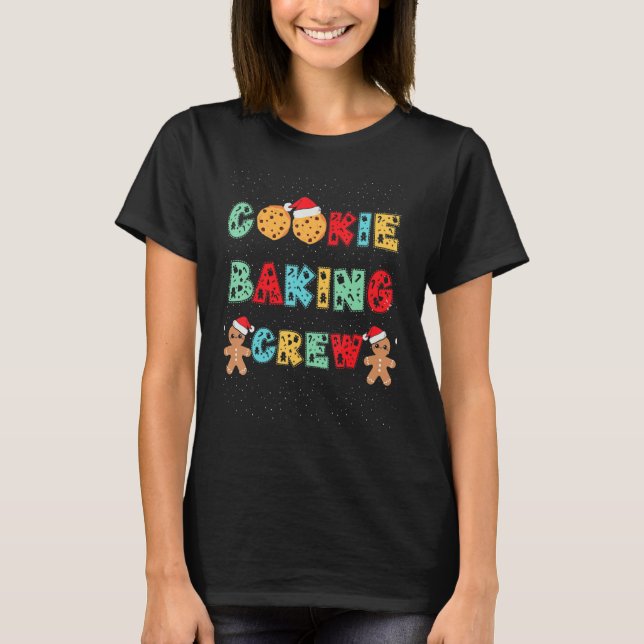 Cookie Baking Crew Gingerbread Men With Xmas Hats  T Shirt (Framsida)