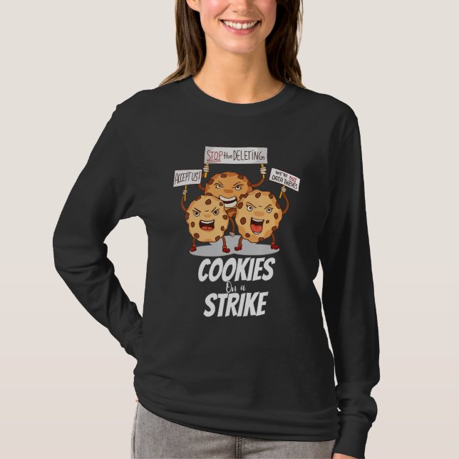 Cookies on a strike, programmer don't delete your  t shirt (Framsida)