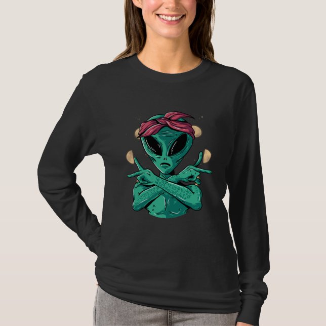 Cool Alien For UFO and Alien Believers T Shirt (Framsida)