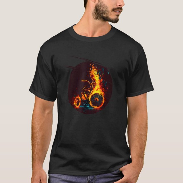 Cool burning Tricycle Bike with Flames for Newborn T Shirt (Framsida)