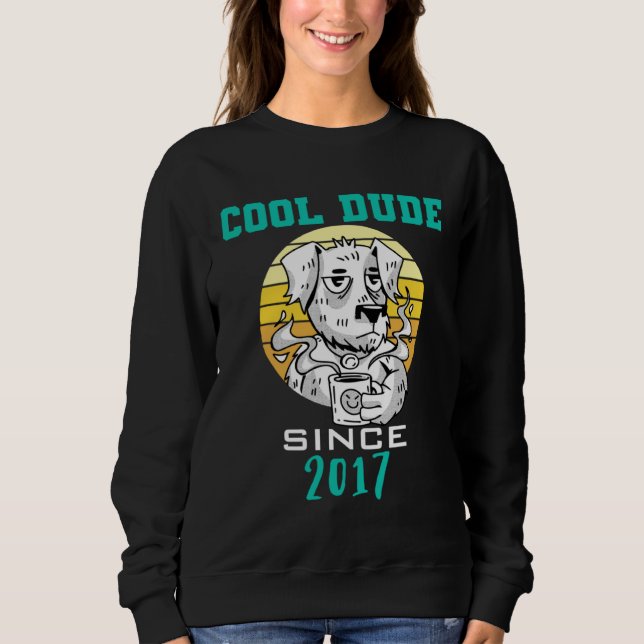 Cool dude since 2017 t shirt (Framsida)