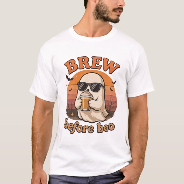 Cool Ghost with Coffee Halloween T-Shirt  (Framsida)