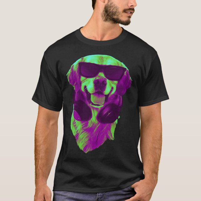 Cool Golden Retriever DJ with Headphones & Sunglas T Shirt (Framsida)