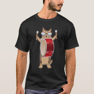 Cool katt som spelar bastrumma Slagverkssats T Shirt