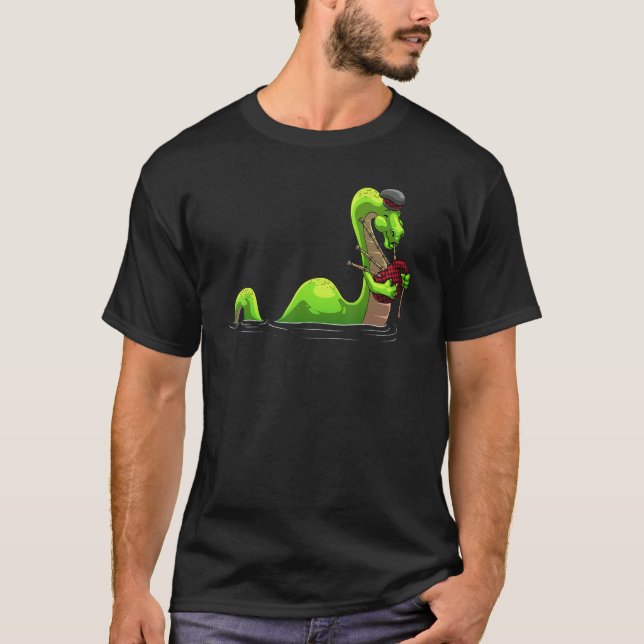 Cool Loch Ness Monster For Men Women Nessie Bagpip T Shirt (Framsida)