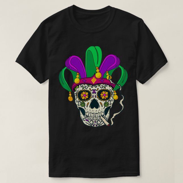 Cool Mardi Gras Candy Skull Wearing Mardi Gras Hat T Shirt (Design framsida)