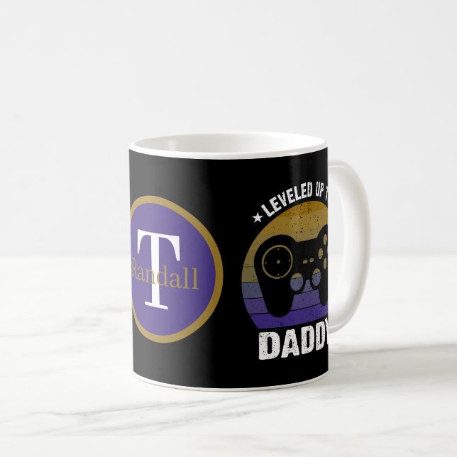 Cool new Dad add monogram video gamer Kaffemugg (Framsida höger)
