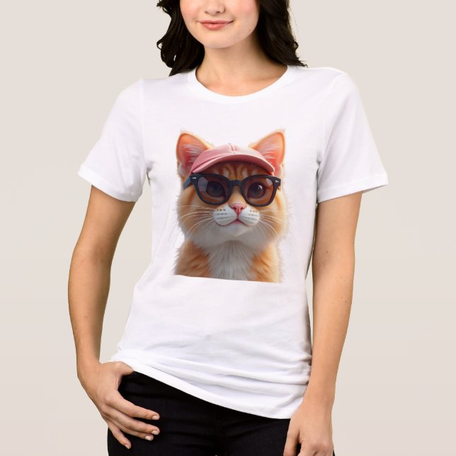 Cool orange cat wearing sunglasses and a pink base t shirt (Framsida)