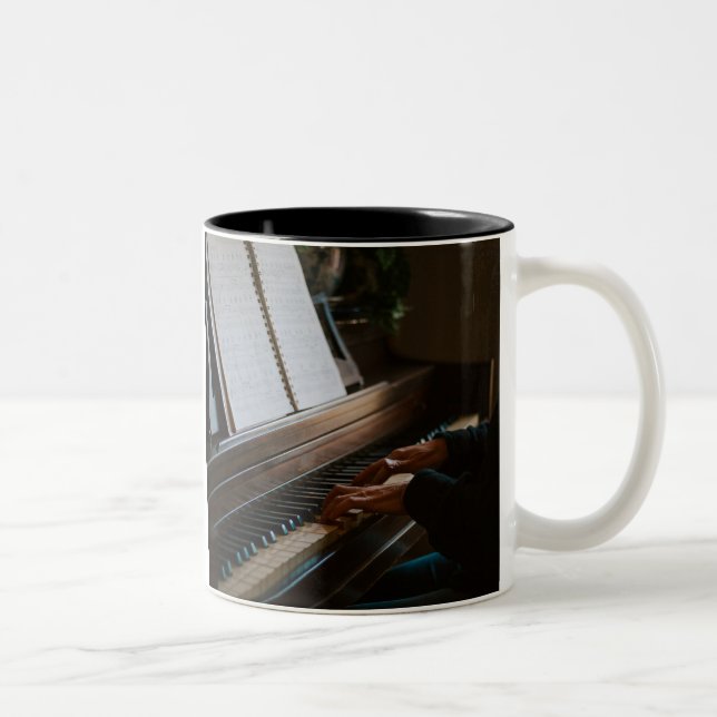 Cool Piano Två-Tonad Mugg (Höger)