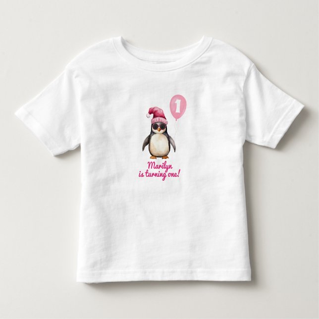 Cool Pink Winter Penguin T Shirt (Framsida)