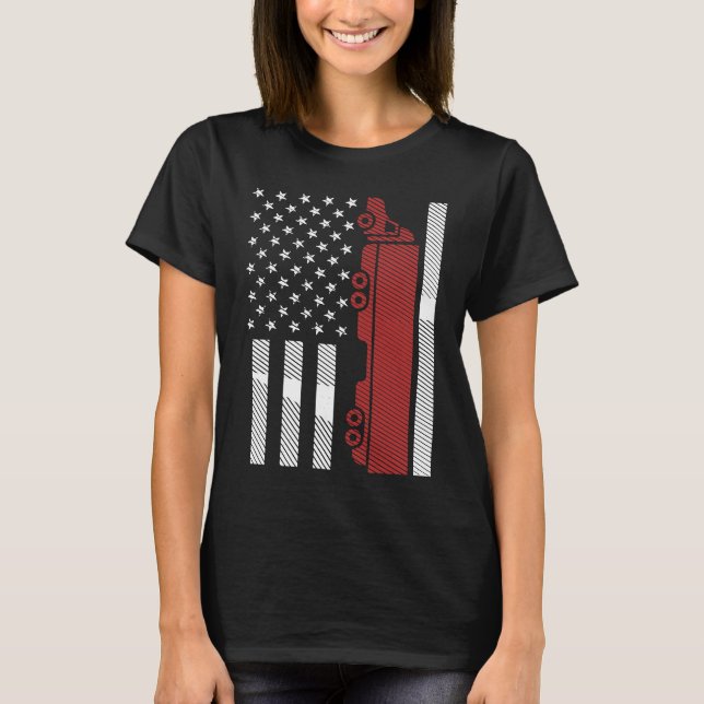 Cool US American Flag Semi Truck Driver 18 Wheeler T Shirt (Framsida)