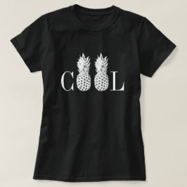 Coola Ananastypografi t-shirt för kvinnor