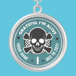 Coola Anpassningsbar NA Recovery Skull Medallion K Silverpläterat Halsband<br><div class="desc">Vår Medallion-nyckelkedjor för tillrättaläggelse är ett perfekt sätt att känna igen en sobriety Birthday eller Recovery Annibröllopsdag eftersom de erbjuder något som massproducerade medalonnyckelkedjor bara inte kan.. valmöjligheten att anpassa sig! Få dem att känna sig unika och uppskattade av ge personlig. Lägg till namn, återställningsdatum och längd på nykterhet! Designad...</div>