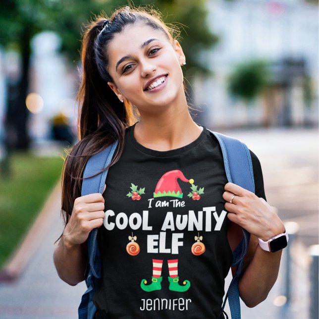 Coola Aunty Elf-familjens matchande julmas namn T Shirt (Skapare uppladdad)