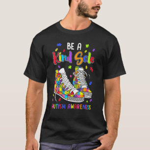 Coola Autism Awareness är ett slags enda Rainbow S T Shirt