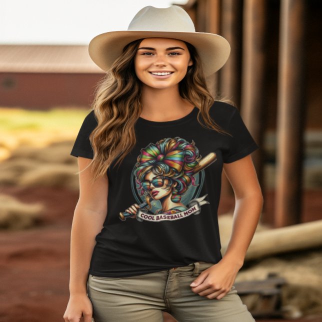 Coola Baseball Mamma Woman Wielding Baseball Fladd T Shirt (Skapare uppladdad)
