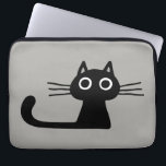 Coola Black Kattunge | Kvismisk djurart Laptop Fodral<br><div class="desc">Skydda datorn med den här coolan,  svart katt laptop sleeve. Quirky Black kattunge med stort runt ögon och långt svan. En kattdjur för roligt för kattälskare. Besök Jenns Doodle World för ännu fler elektroniktillbehör med denna vita svarta katt.</div>