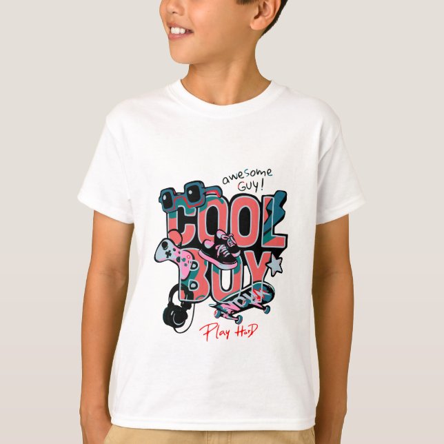Coola Boy Typography med snyggt Icons of Hobby T Shirt (Framsida)