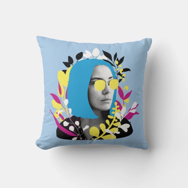 Coola Colorful Woman Kudde (Framsida)