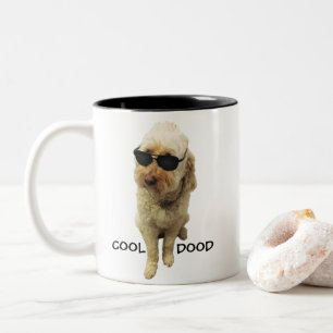 Coola Dood, Goldendoodle med solglasögon på Två-Tonad Mugg