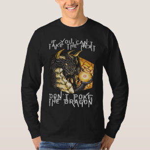 COOLA DRAKEFLAMVINGAR AV ELD FLYGANDE SPOTTAR MYT T SHIRT