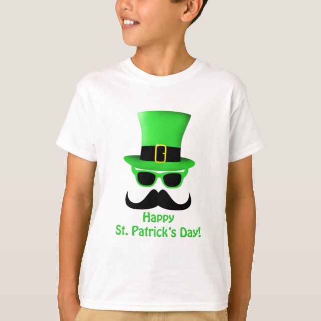 Coola Funny St. Patrick's Day Mustache Top hat Man T Shirt (Framsida)