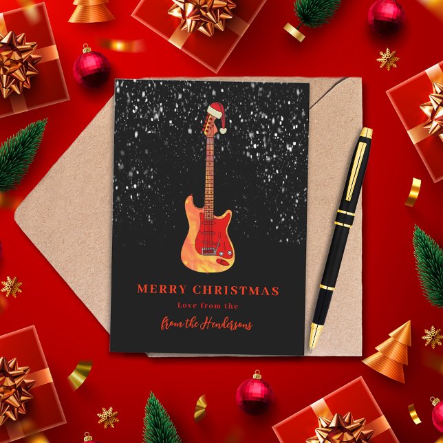 Coola Gitarr God Jul Snö Anpassad Julkort (Cool guitar wearing a Santa hat merry Christmas red and black personalized holidays card)