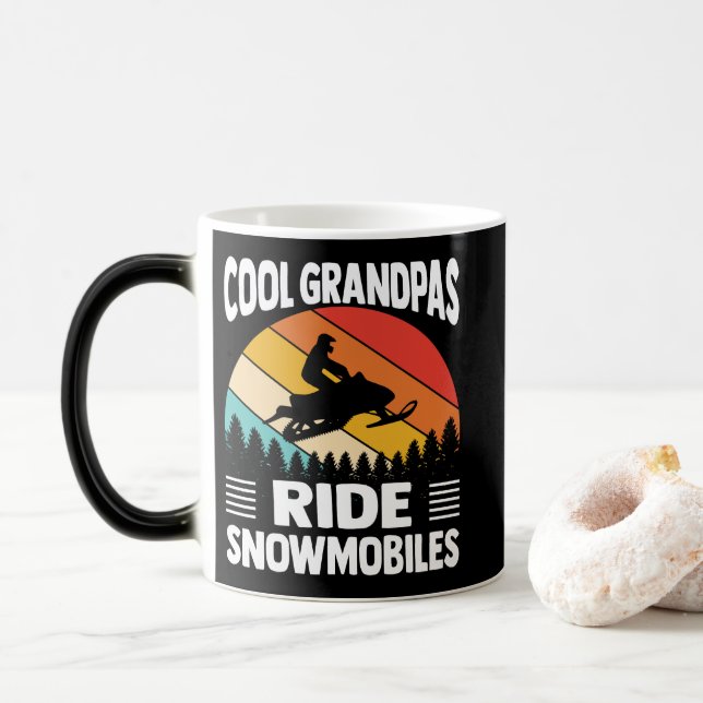 Coola Grandpas Ride Snowmobiles Garndpa Magisk Mugg (Med munk)
