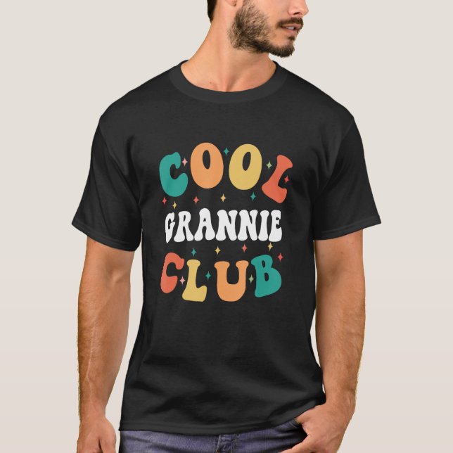 Coola Grannie Klubb Grandma Humor Grandmamma Famil T Shirt (Framsida)