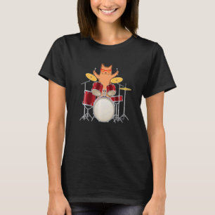 Coola Groovy Hippy Kattunge spelar sin trumma in I T Shirt