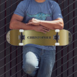 Coola Guld Svarta Silver Namn Mini Skateboard Bräda 18,5 Cm<br><div class="desc">Bakgrund i guld färg med svart grädde från guld färg kant. Namn i elegant Black och silver Shadow färg. Ursprunglig design av TamiraZDesign.</div>