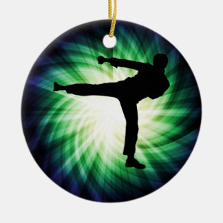 Coola Karate Kick Julgransprydnad Keramik