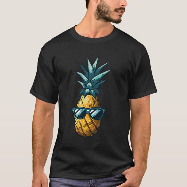 Coola Kawaii Pineapple - Roligt Fruktdesign T Shirt (Framsida)