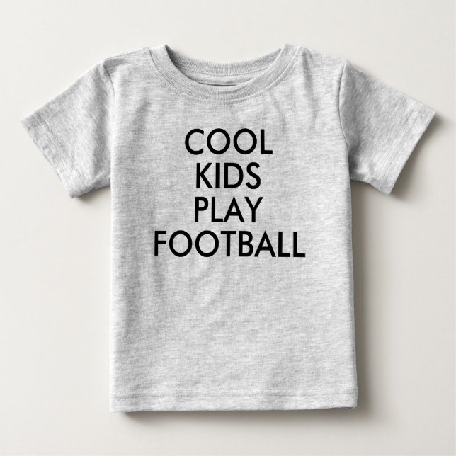 Coola Kids spelar fotboll | Pojke eller Girl T-shi T-shirt (Framsida)
