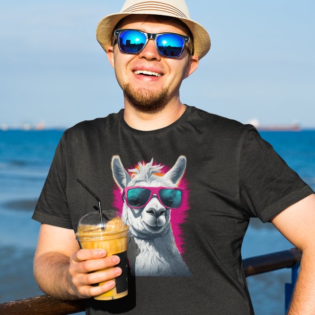 Coola Llama Rosa Sunglass T Shirt (Skapare uppladdad)