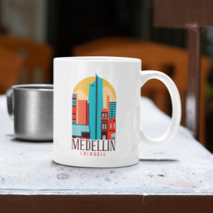 Coola Medellin Colombia Vintage Cityscape Kaffemugg