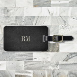 Coola Modern Elegant Black Monogram Adress Bagagebricka<br><div class="desc">Den här moderna elegantens monogram bagagemärke innehåller initialer på mörk svart tryckt läder i en klassisk coola-typografi. På baksidan finns utrymme för adress.</div>