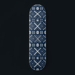 Coola Modern Geometric Tribal Blue Silver Mönster Mini Skateboard Bräda 18,5 Cm<br><div class="desc">Coola Modern Geometric Tribal Blue Silver Mönster Skateboard har ett modernt silver-geometriskt stam mönster i blå bakgrund. Designad av ©Evco Studio www.zazzle.com/store/evcostudio</div>