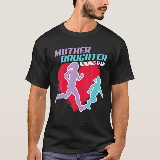 Coola Mor Dotter Runteam | Lustigt Springer T Shirt (Framsida)