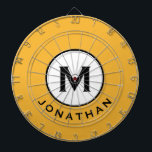 Coola Mustard Gult Monogram Namn Darttavla<br><div class="desc">Coola moderbräde i senapsform,  svart och vit gult med ett inledande monogram och namn under. Anpassa till namn och börja med.</div>