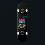 Coola Neon-videospel. Mini Skateboard Bräda 18,5 Cm<br><div class="desc">Jag tycker om att spela ett videospel.</div>