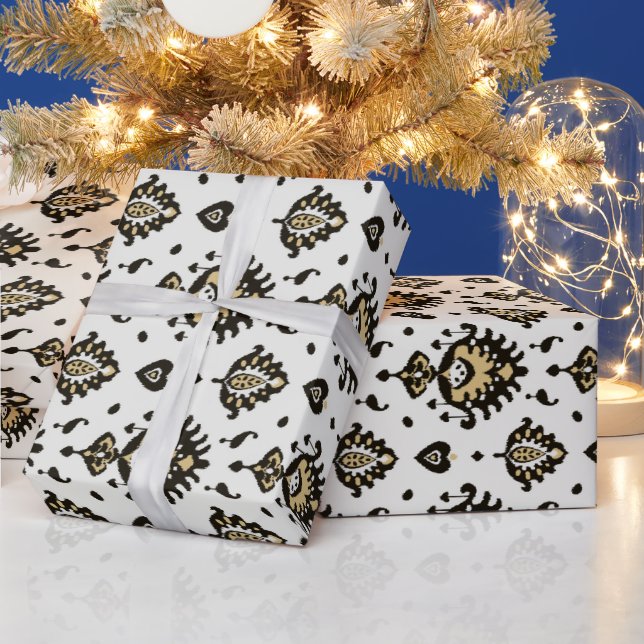 Coola neutralt svartvit beige ikat-stammen mönster presentpapper (Helgdagar)