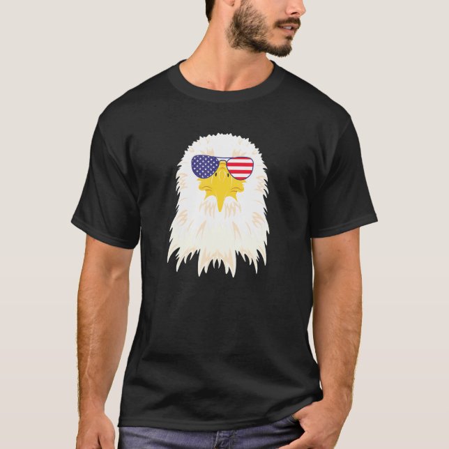 Coola Örn under USA flagga solglasögon, US Ame T Shirt (Framsida)