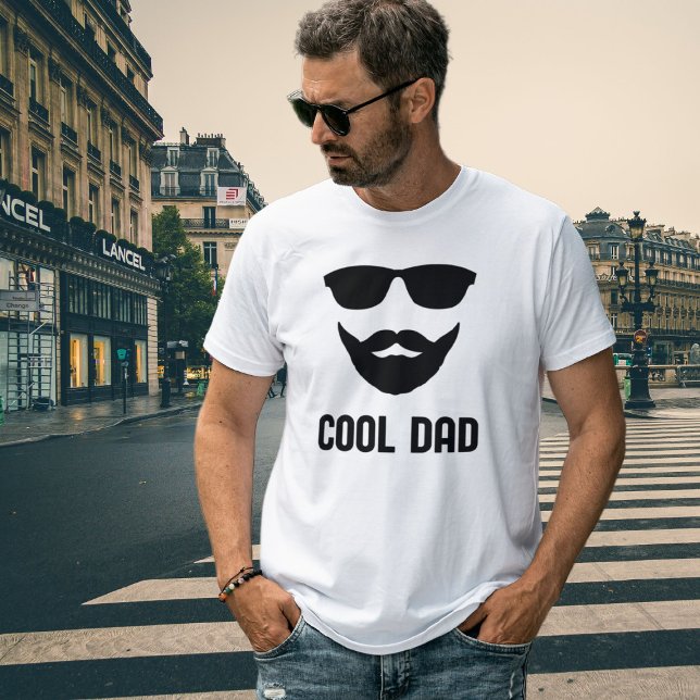 Coola Pappa | Du kan ändra FÄRG i den här bilden T Shirt (Skapare uppladdad)