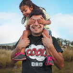 Coola Pappa Tecknad Bok Inspired Illustration T Shirt<br><div class="desc">Coola Pappa Tecknad Bok Inspired Illustration. I roligt i tecknad har mönster i bok Coola i rött och pappa i vitt..</div>
