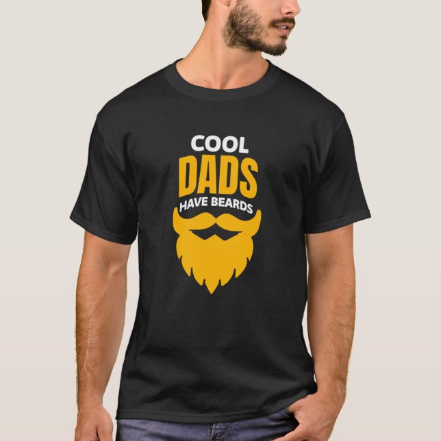 "Coola Pappor have Beards" Lena Fars dag-gåvor T Shirt (Framsida)