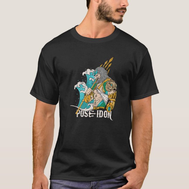 Coola Poseidon, gud of the Sea in Ancient Grekiska T Shirt (Framsida)