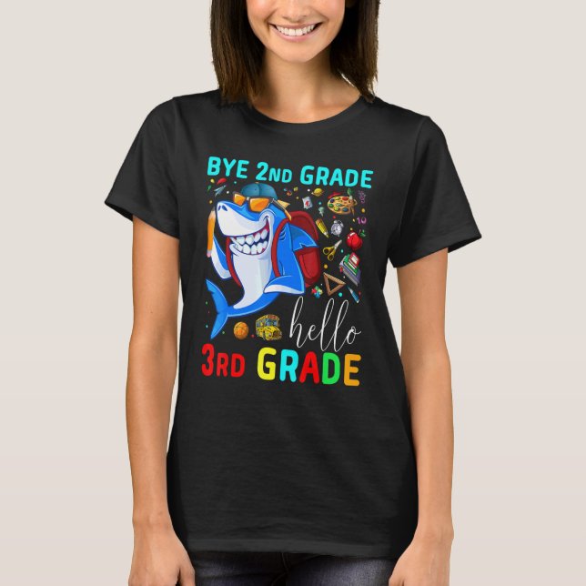 Coola Shark Adjö 2:a Klass Studenten Hej 3:e T Shirt (Framsida)