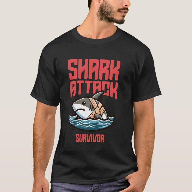 Coola Shark Attack Survivor Injury Beach Funny Sha T Shirt (Framsida)