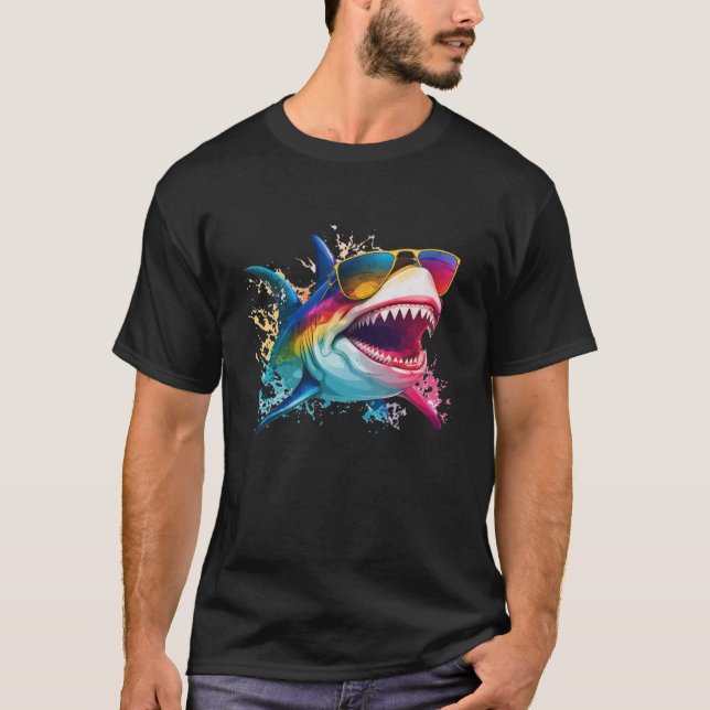 Coola Shark med solglasögon T Shirt (Framsida)